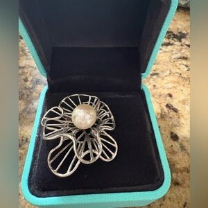 Statement Silver Wire Flower Ring | Majorica Pearl Center | Size 6